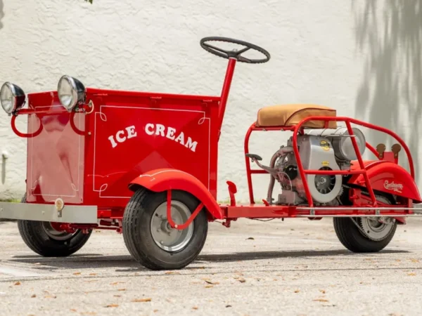 1949 Cushman Package Kar