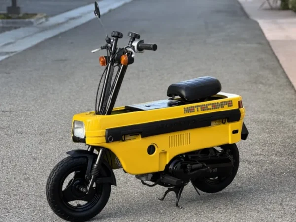 1982 Honda Motocompo (Yellow)