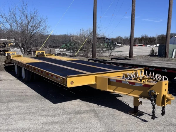 2003 AMERICAN 30 ft Fixed Tandem Axle Flatbed Trailer