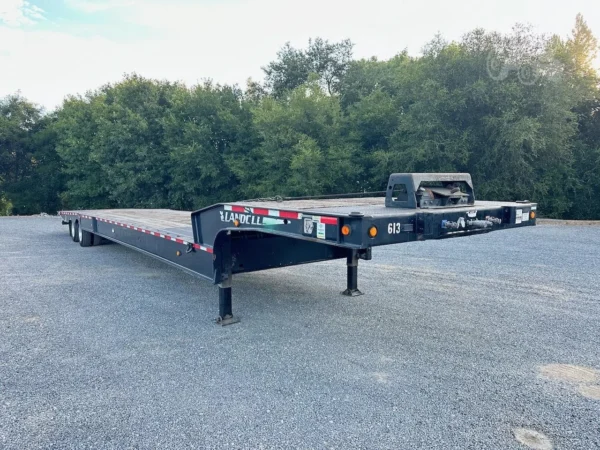 2016 LANDOLL 51 ft x 102 in – 43.15 Ton Beavertail Trailer