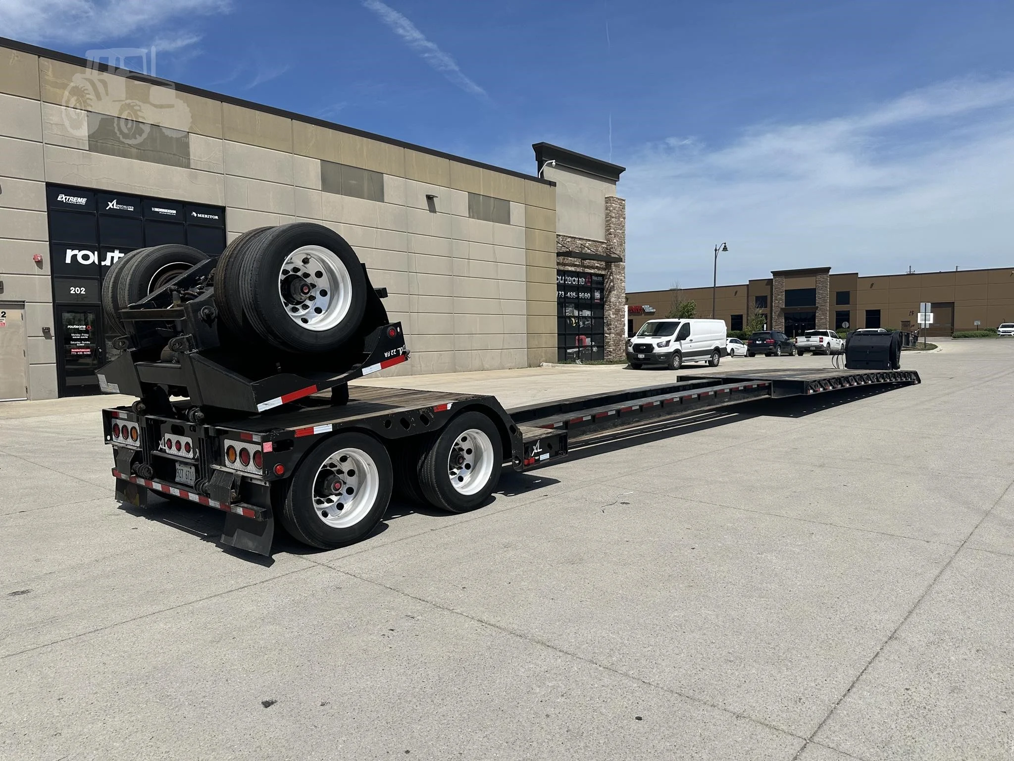 2023 XL SPECIALIZED XL80HDE – 40 Ton Lowboy Trailer