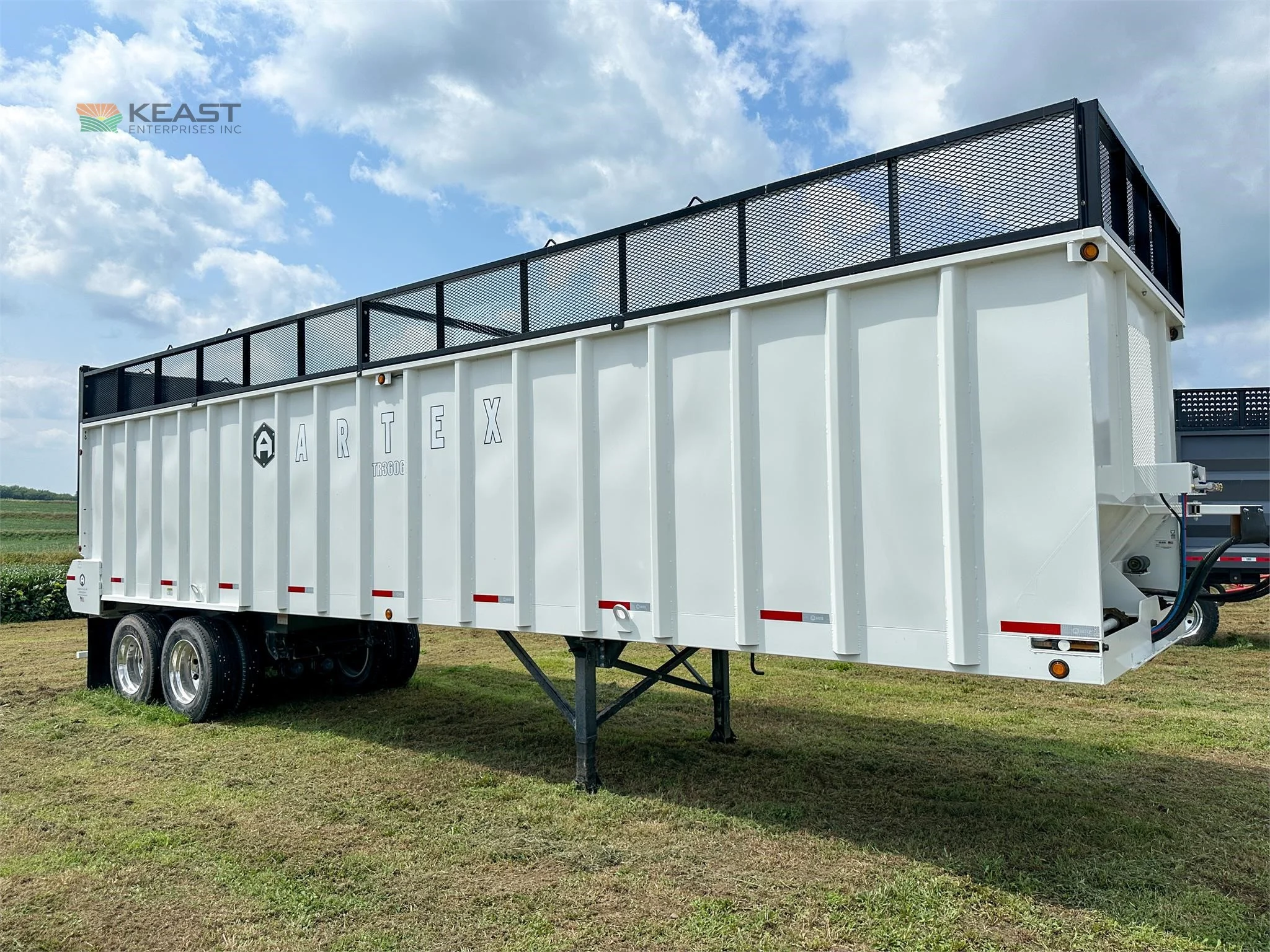 2026 ARTEX 36 ft x 96 in – Chain Floor Trailer
