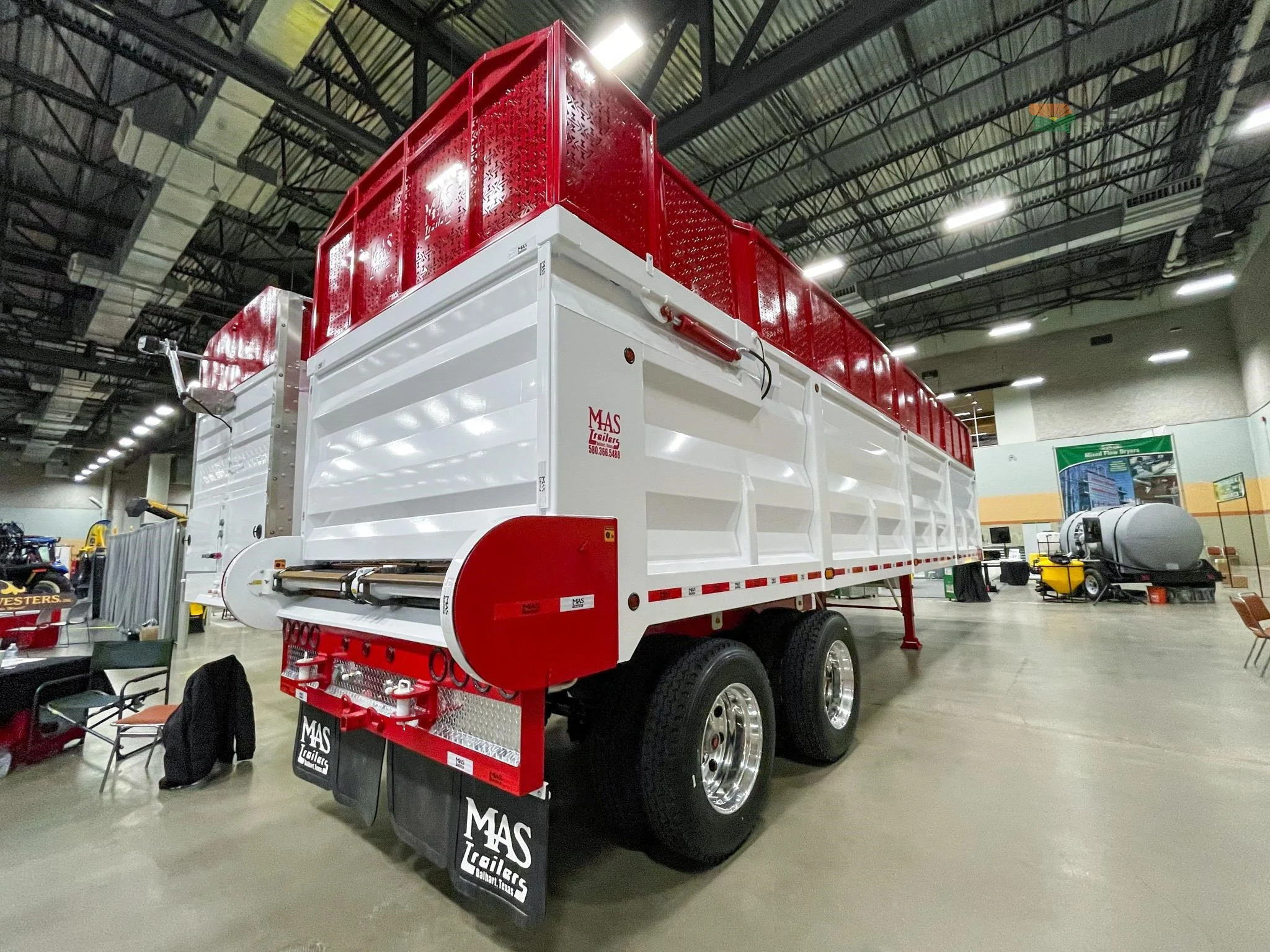 2027 MAS TRAILERS 36 ft – Chain Floor Trailer