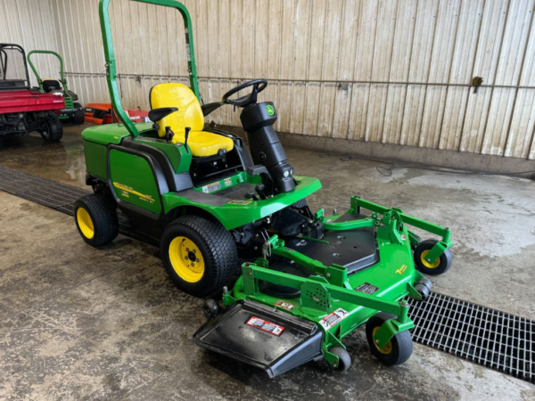 John Deere TC1445 4WD Front Runner Mower