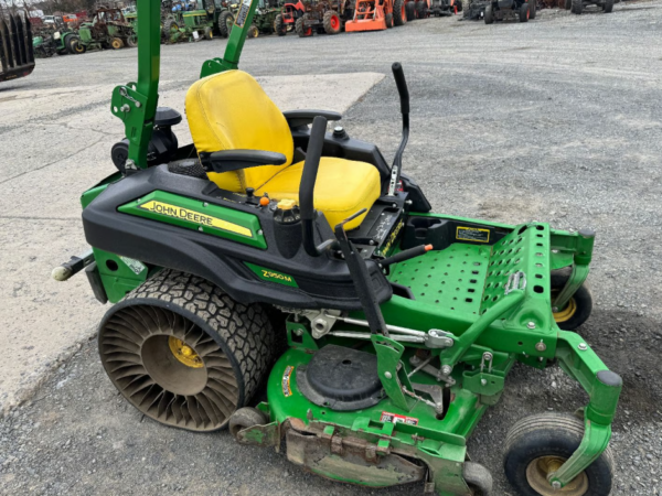 John Deere Z950M Zero Turn Mower