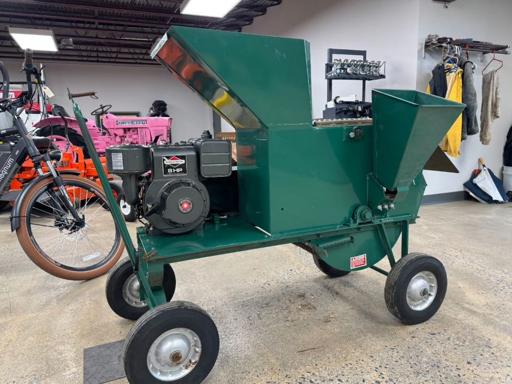 Kemp 8HP Cart Mounted Chipper Shredder