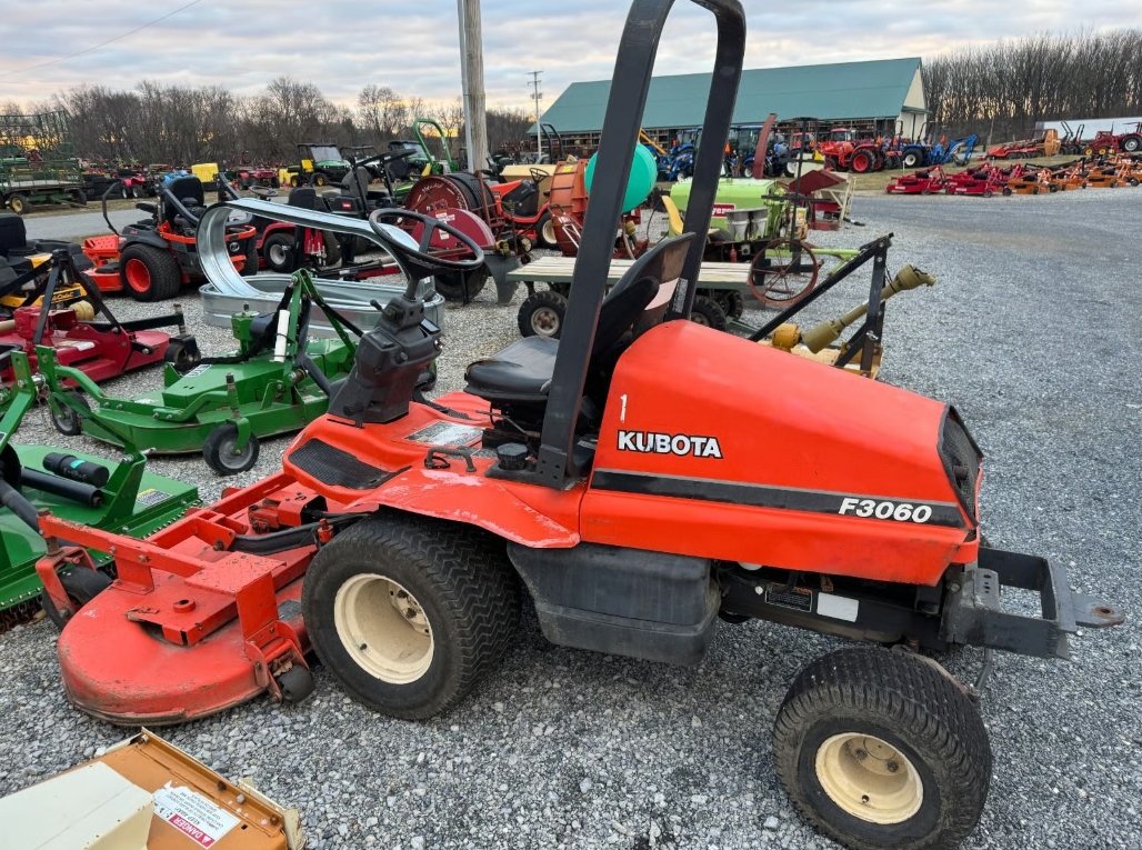 Kubota F3060 4WD 72" Front Runner Mower