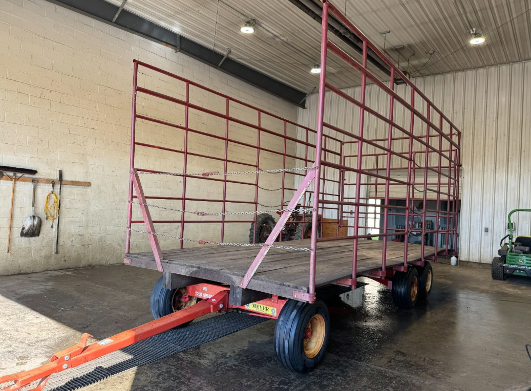 Meyer 9x20 Hay Rack Wagon (Tandem Gear)