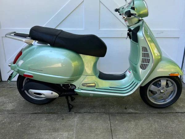 Original-Owner 2006 Vespa Granturismo 200L