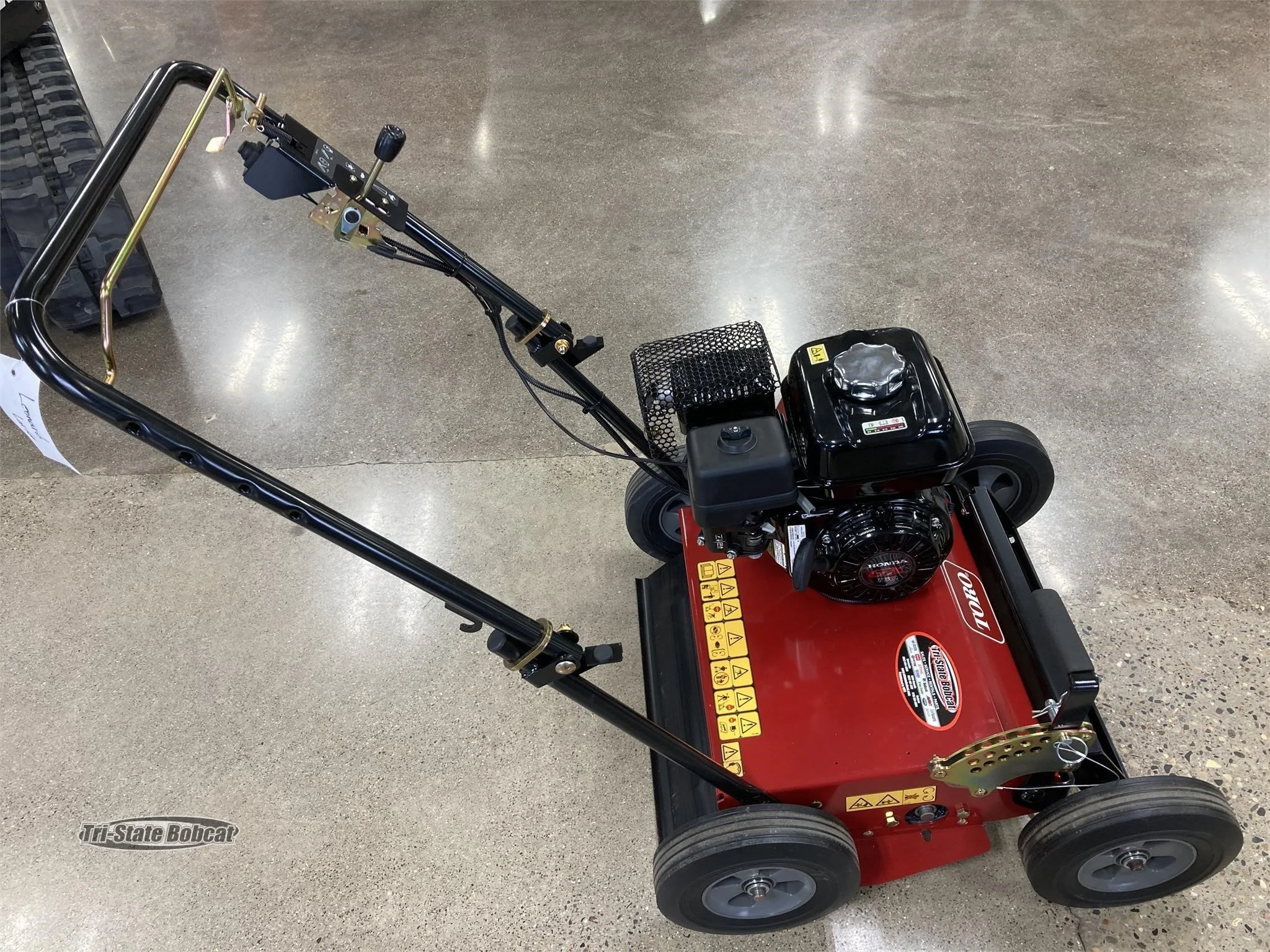 Toro 33513 – 18" Mechanical Power Rake – 2023